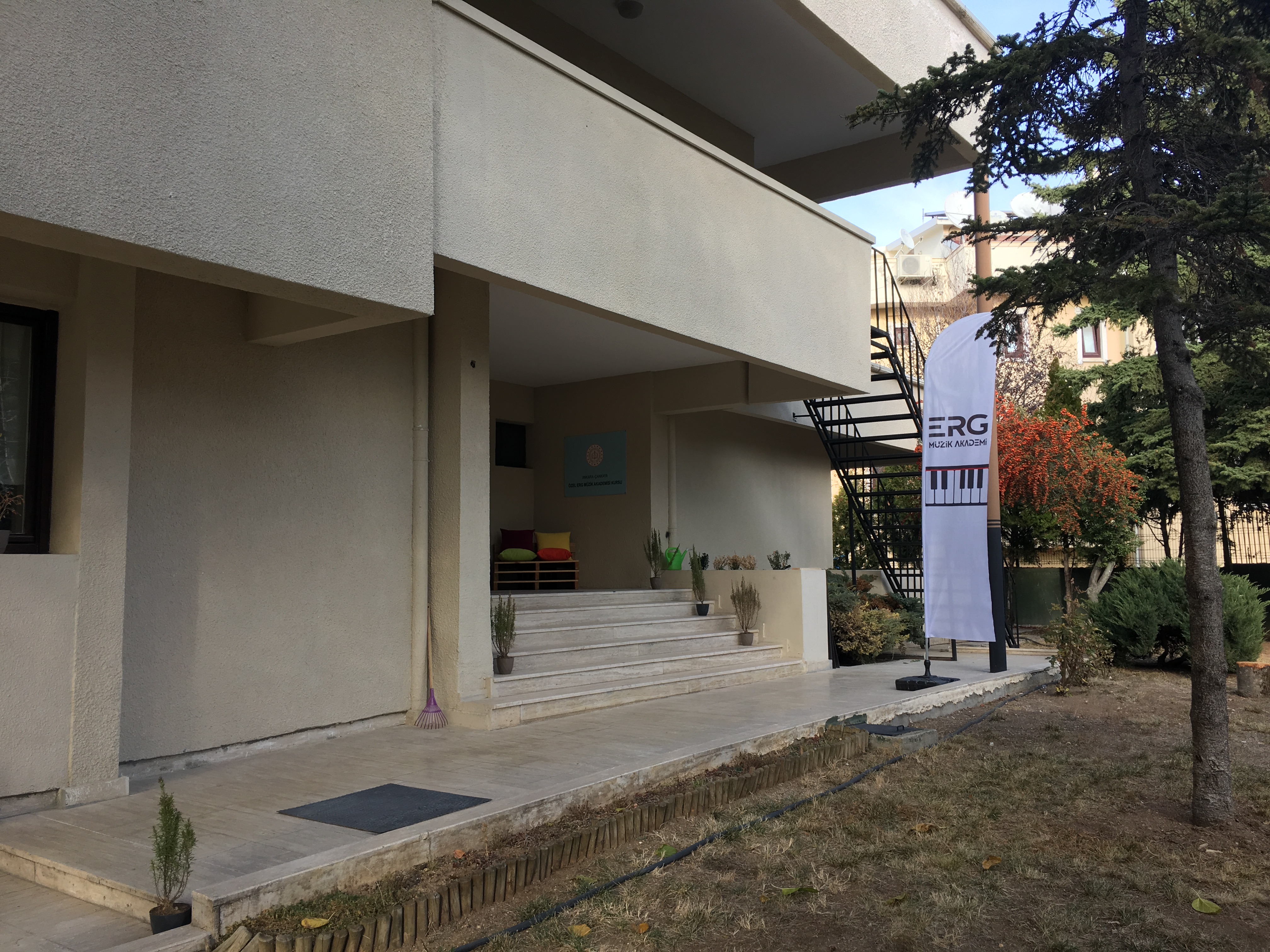 ERG Müzik Akademi kurumsal ön cephe